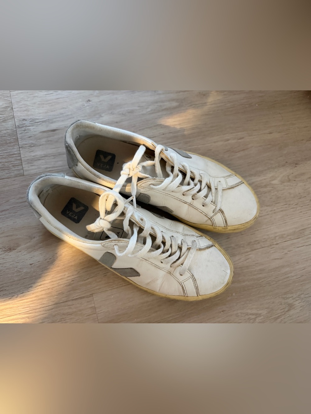 Veja Campo sneakers Leather Sneaker in White and grey